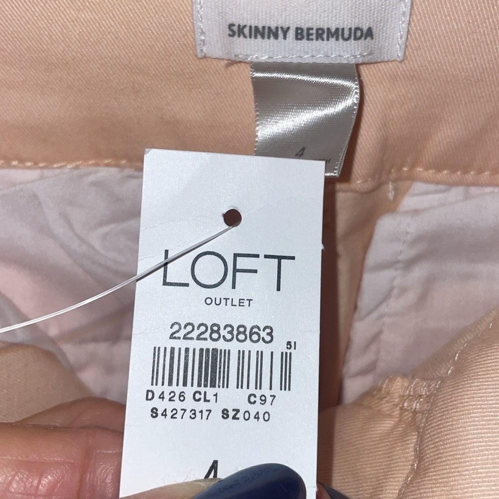 Bermuda Shorts size 4 NWT - Picture 4 of 8